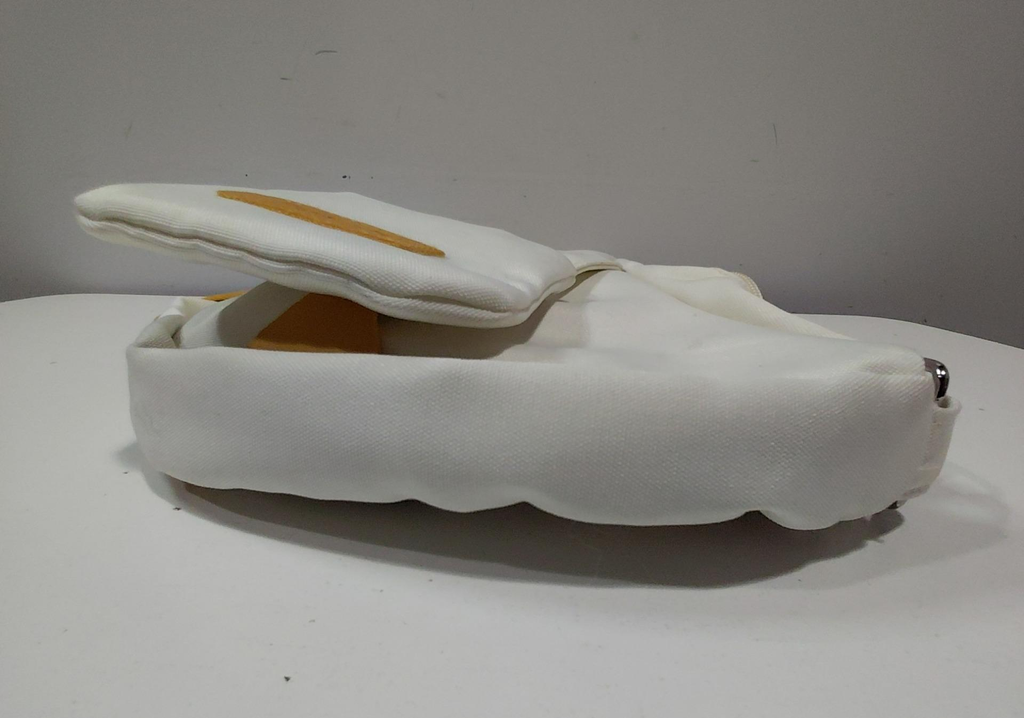 Mingdiandian Off-White Duck Crossbody Bag with Orange Accents, Small