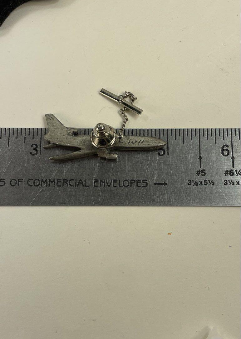 Lockheed L-1011 TriStar Pewter Tone Airliner Tie Tack 2 Inch Aviation Collectible