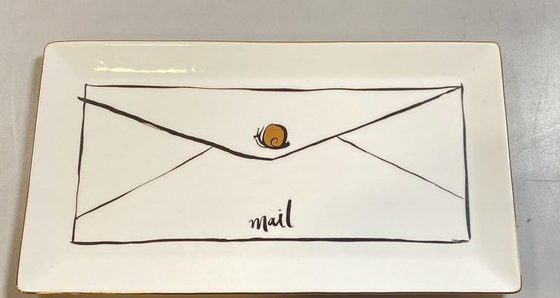 Kate Spade New York Daisy Place Snail Mail Tray 11" x 6"
