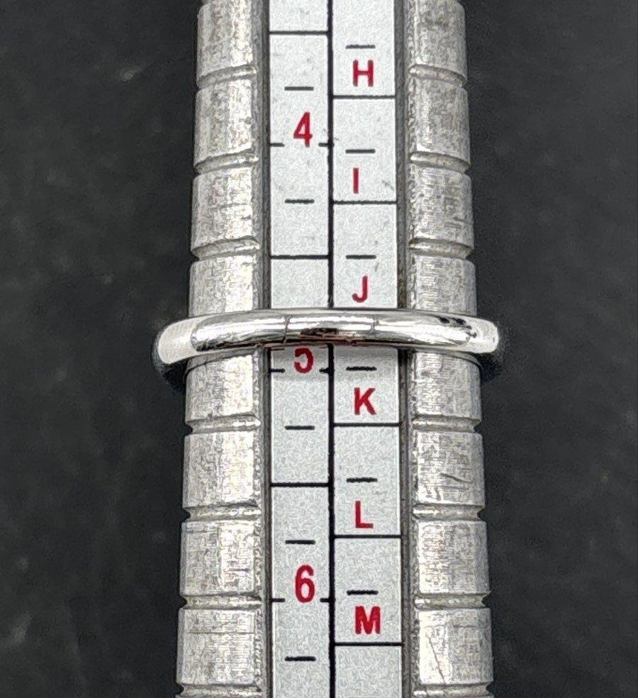 800 Platinum Plated Ring Size 5 with Cubic Zirconia