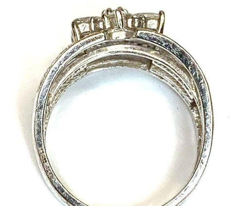 925 Sterling Silver CZ Flower Design Size 7 Ring 5.1g
