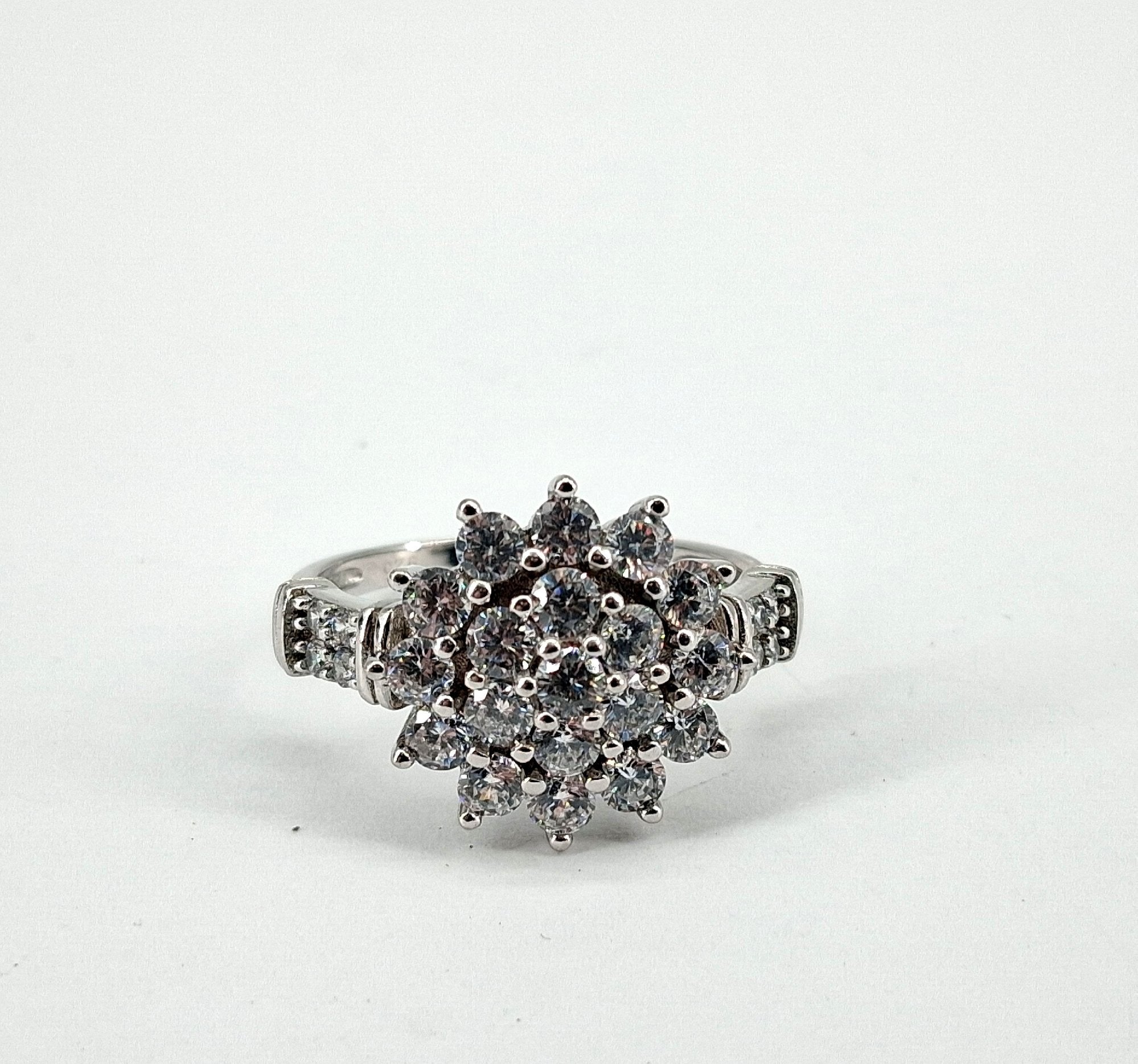 D'Joy Sterling Silver Cluster Ring with Clear Glass Stones Size 6.5