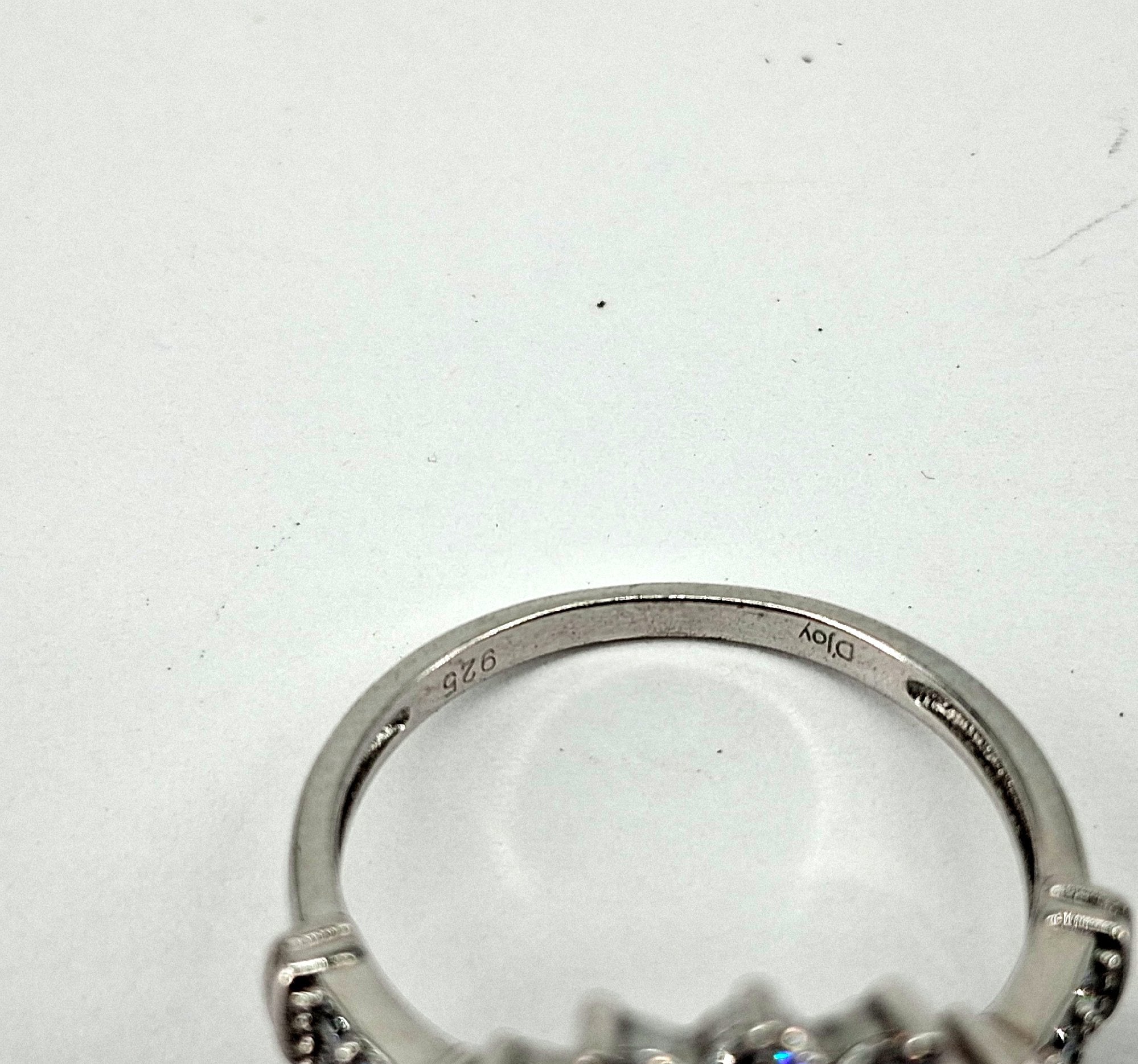 D'Joy Sterling Silver Cluster Ring with Clear Glass Stones Size 6.5