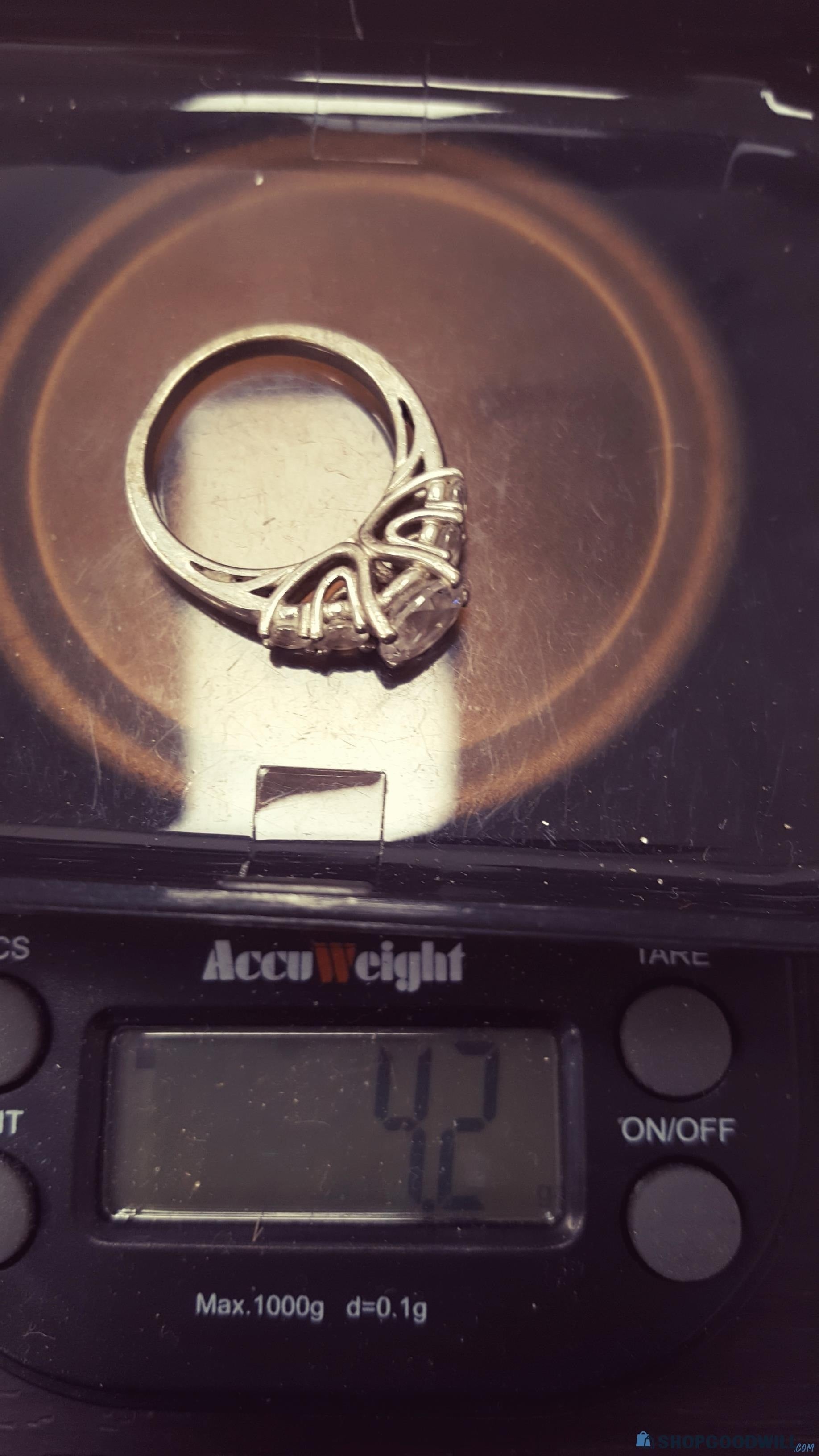 925 Silver & Rhinestone Ring Size 6.5 - 4.2g