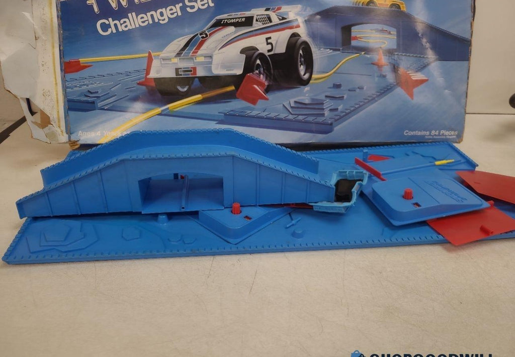 Speedsters Twist Track Challenger Set Stomper Blue Multi Plastic Race Track Set