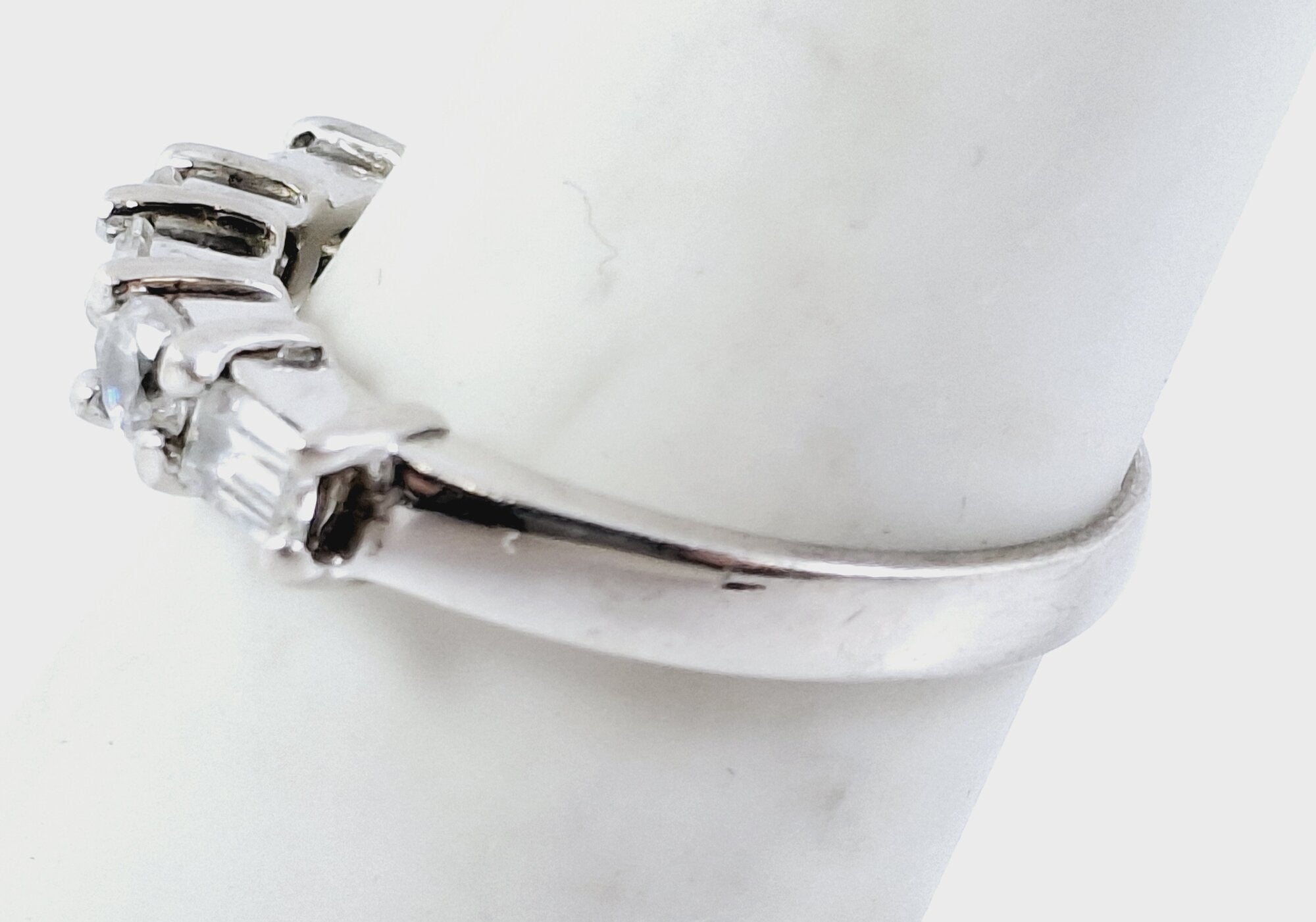925 Silver CZ Bridge Style Ring Size 6.5