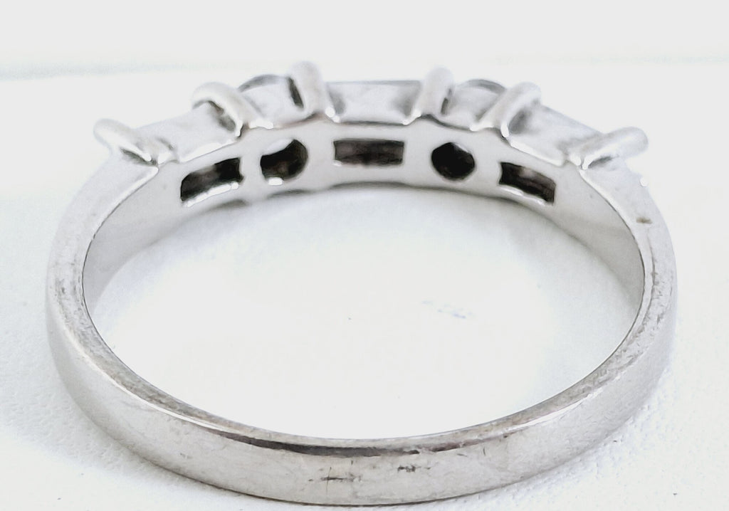 925 Silver CZ Bridge Style Ring Size 6.5