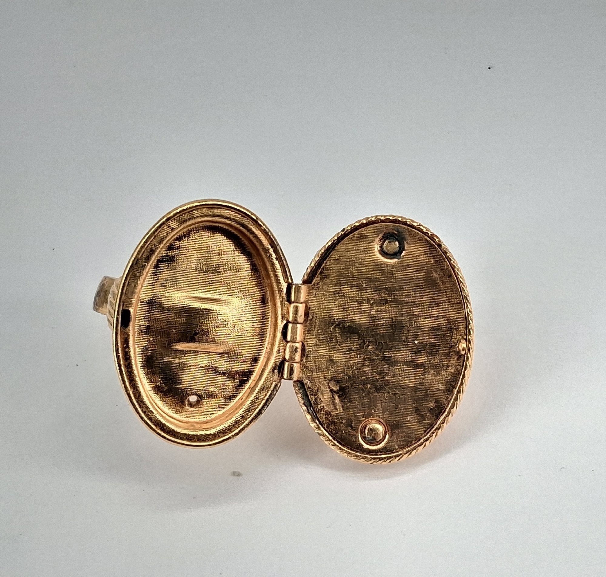 Vintage AVON Gold-Tone Locket Ring Faux Pearls Ornate Oval Design