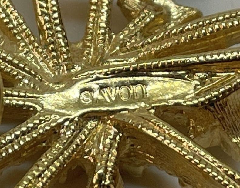Avon Gold Tone Red White and Blue Patriotic Star Firework Brooch Pin
