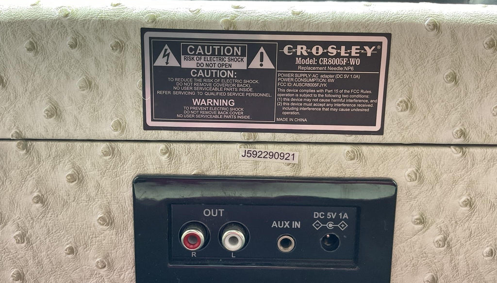 Crosley Cruiser Plus CR8005F-WO Turntable - White Ostrich - Untested AS-IS