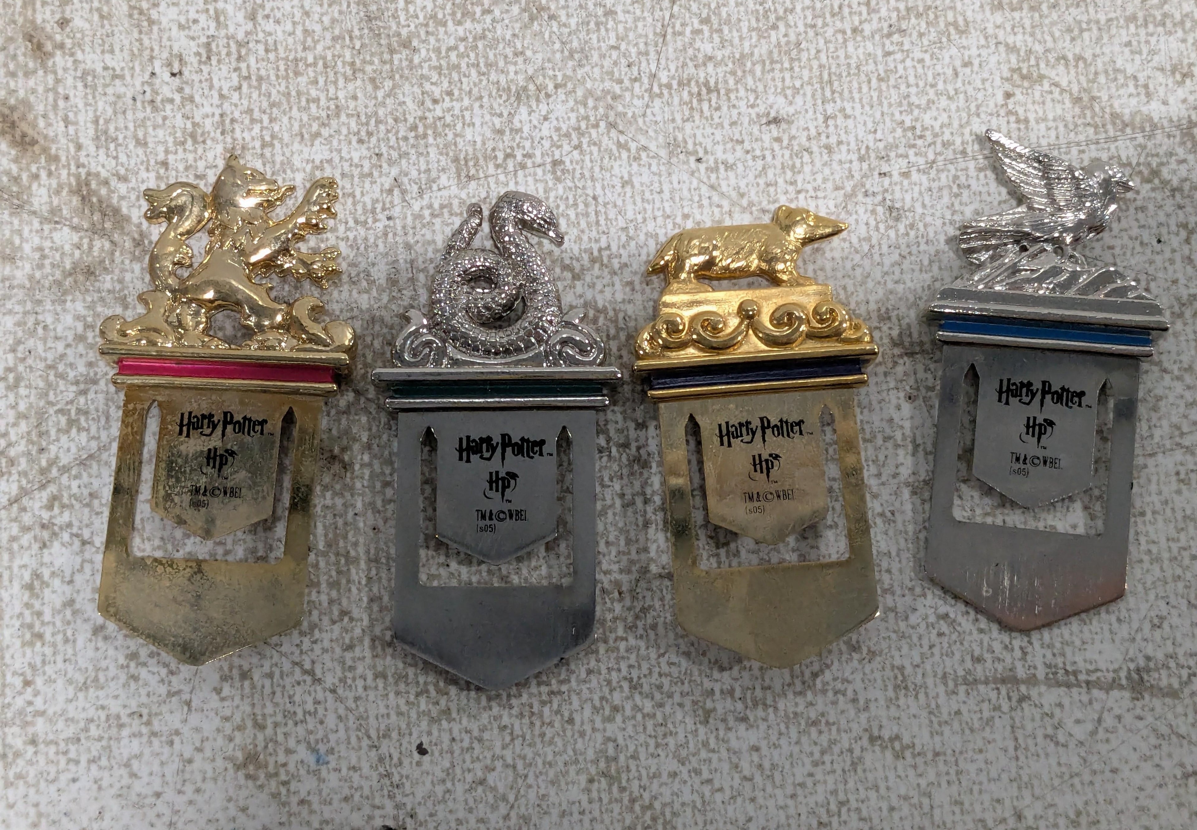 Harry Potter Hogwarts House Crest Metal Bookmarks Set of 4
