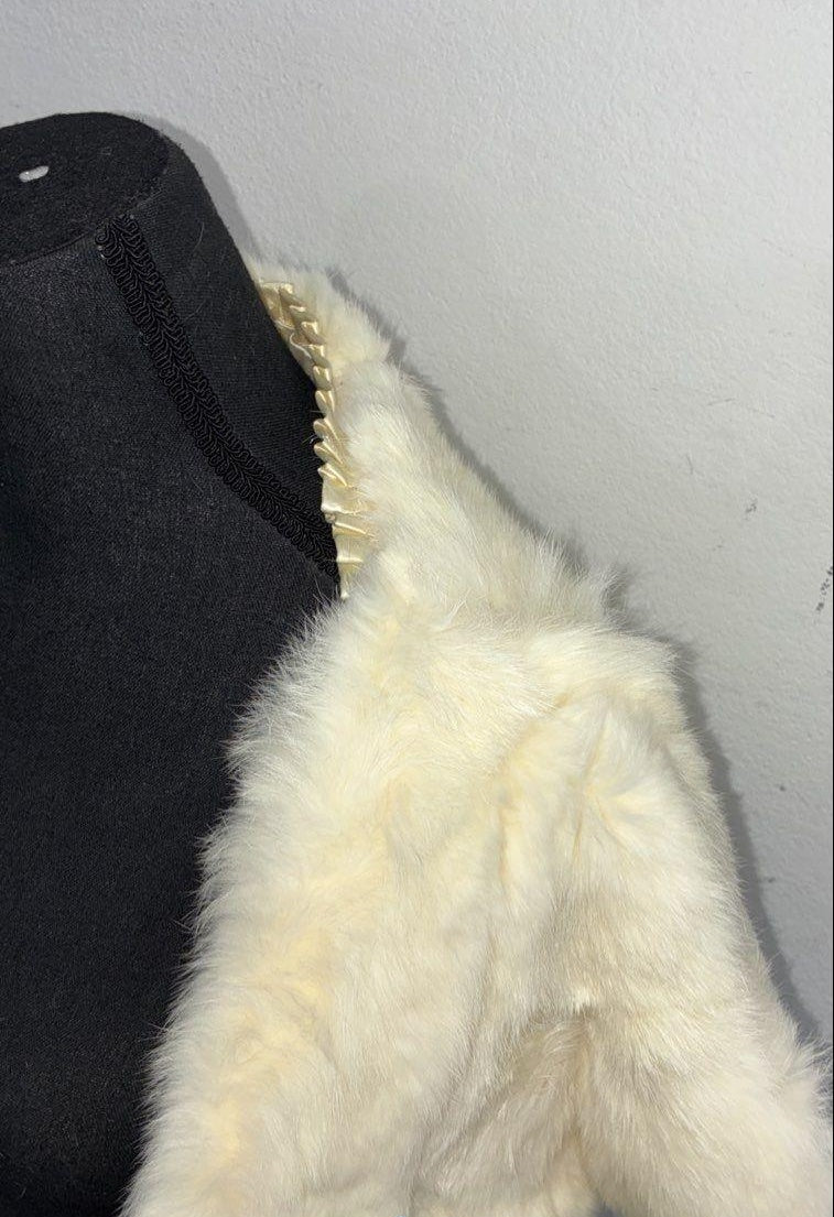 Women's Vintage Off White Real Fur Ladies Stole