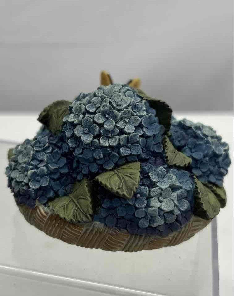 House of Lloyd Hydrangea Butterfly Floral Keepsake Music Box
