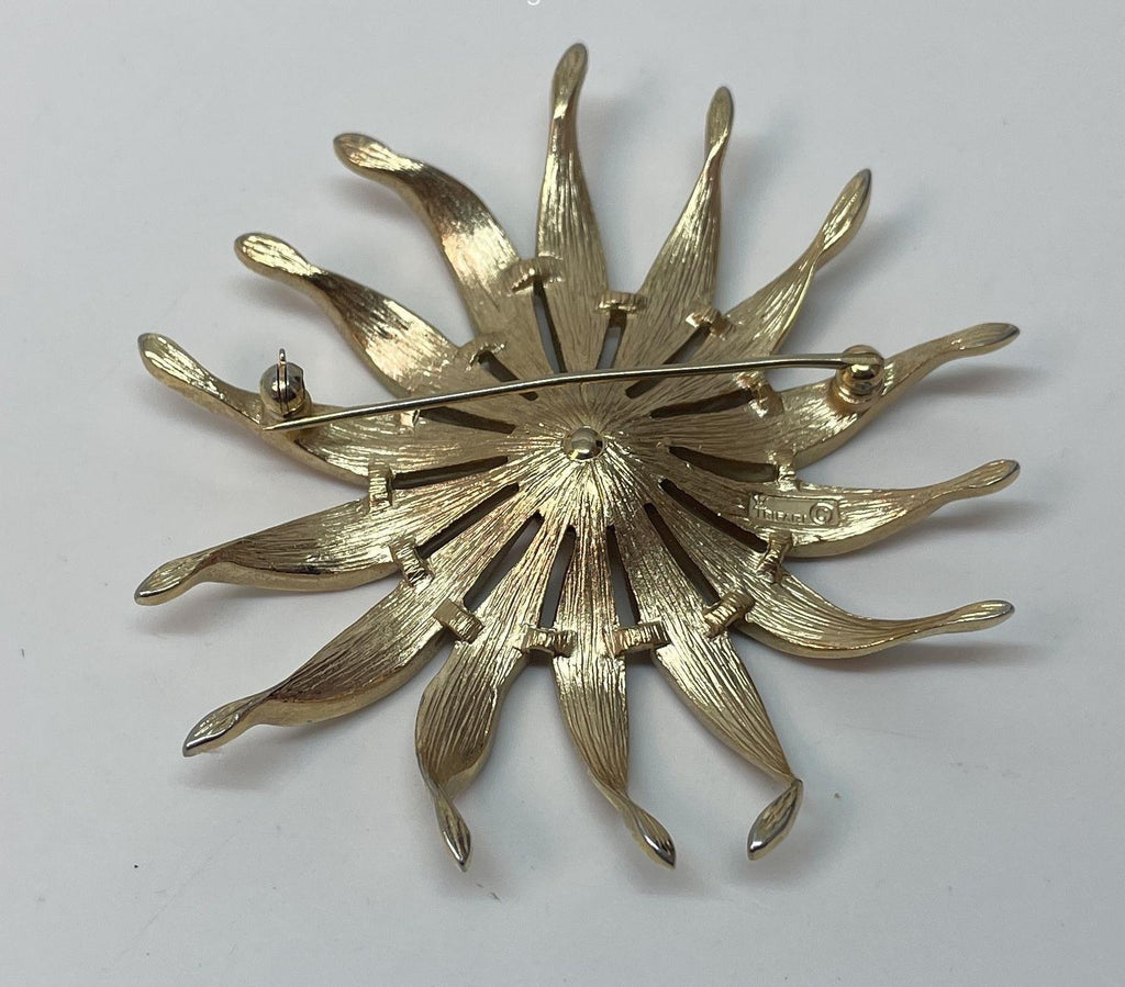 Crown Trifari Gold Tone Flower Brooch, Signed Vintage Pearl Center Floral Pin