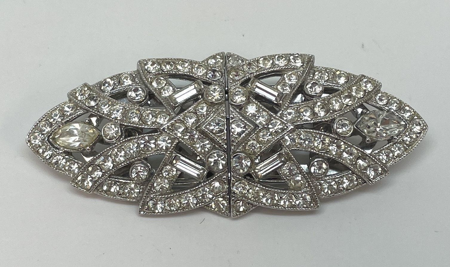 (SOLD) Fashion Art Deco Inspired Silver Tone Icy Rhinestone Dress Clip Brooch 23g