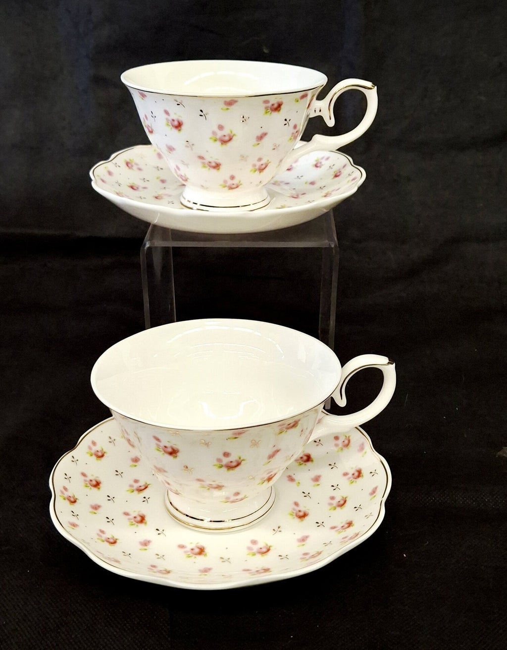 Vintage Park Chateau Porcelain Tea Set Floral Pattern Teapot Cups Saucers Original Box
