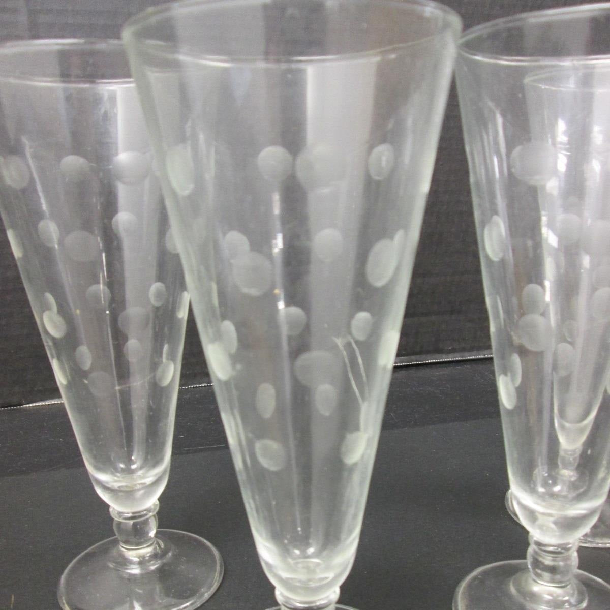 Set of 4 Footed Clear Glass Coin Dot Frosted Design Drinking Glasses