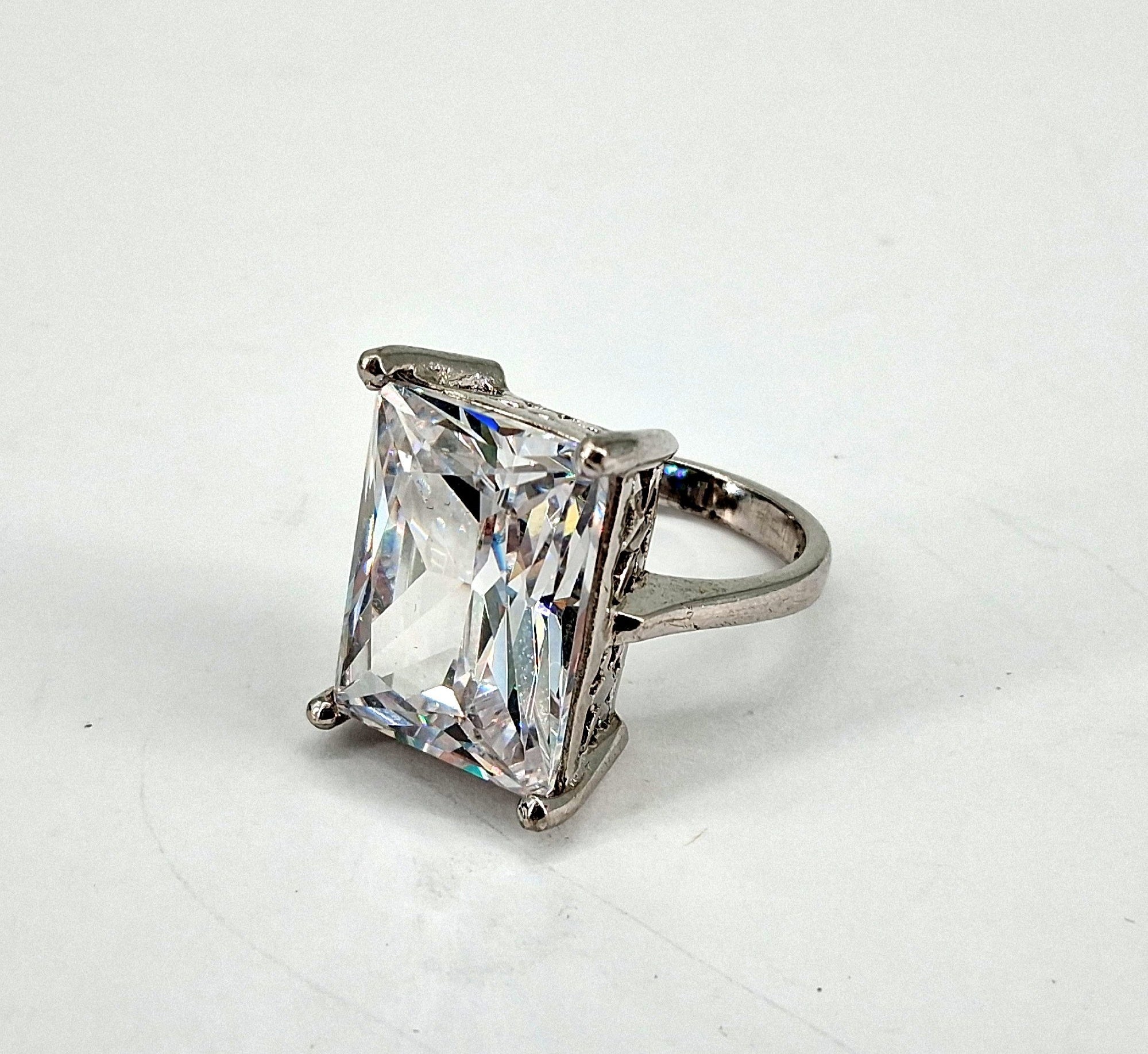 Sterling Silver Cocktail Ring w Rectangle Cut CZ, Size 6.5, 11.3g
