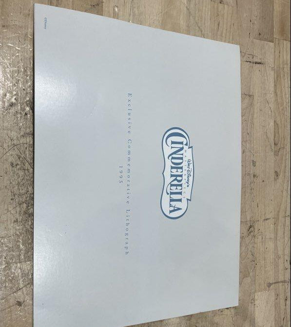 Disney Store Cinderella Commemorative Lithograph 1995 Original Presentation Folder