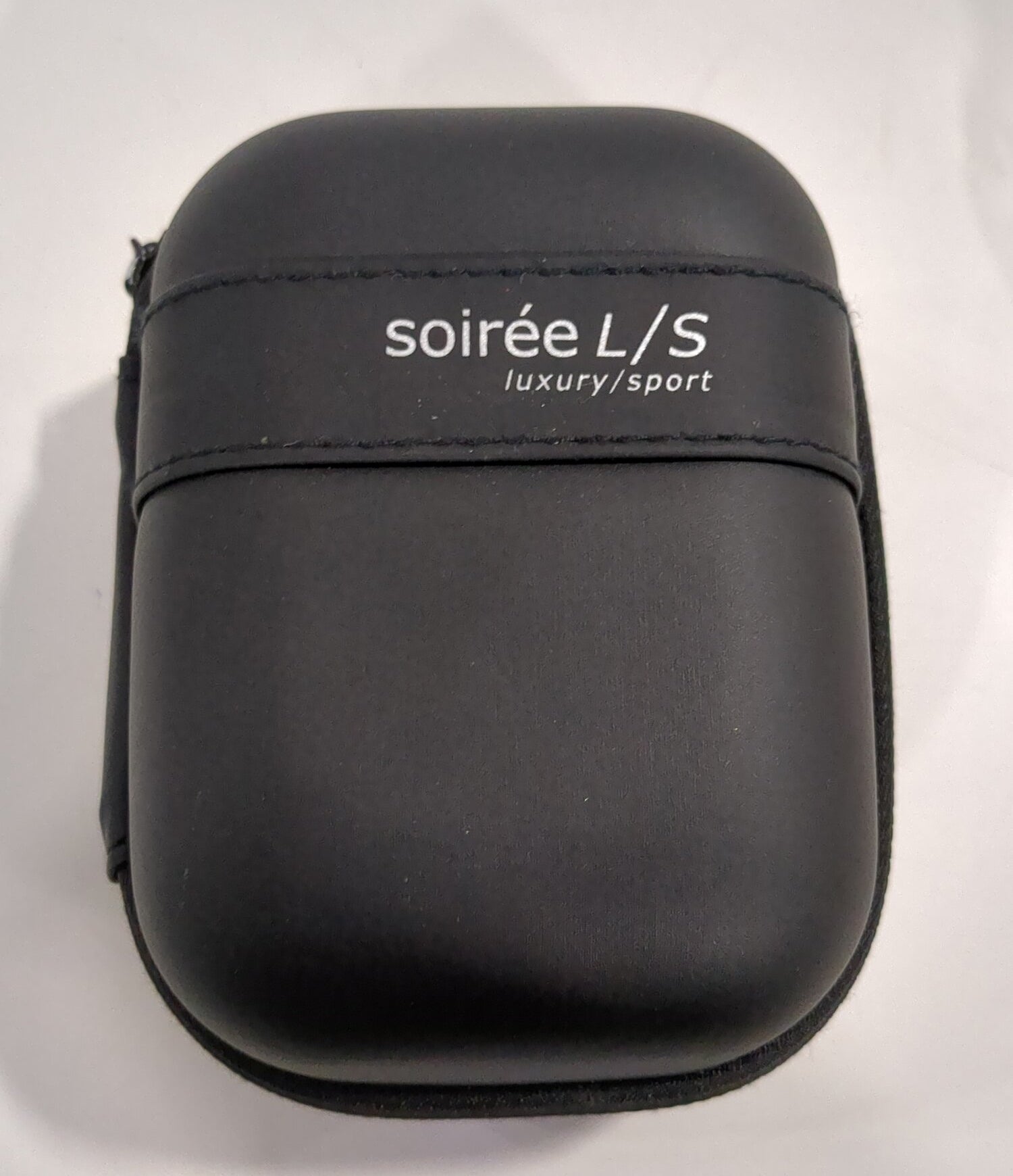 Soiree Luxury Sport Travel Wine Aerator with Protective Case