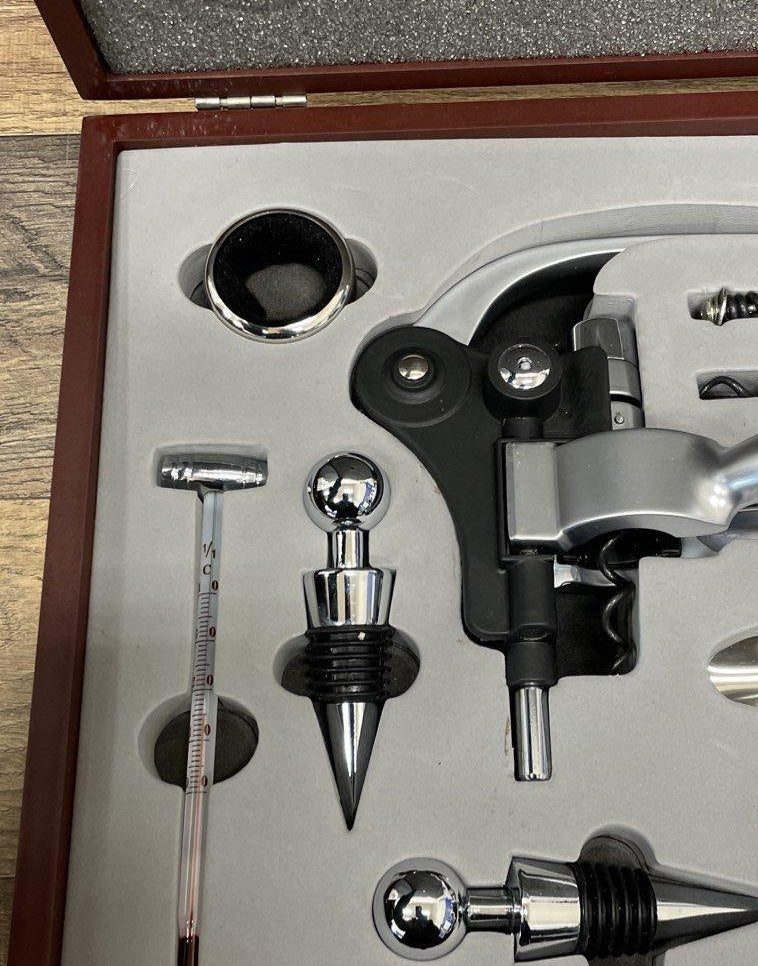 Professional Wine Bottle Opener 9-Piece Gift Set in Wood Box