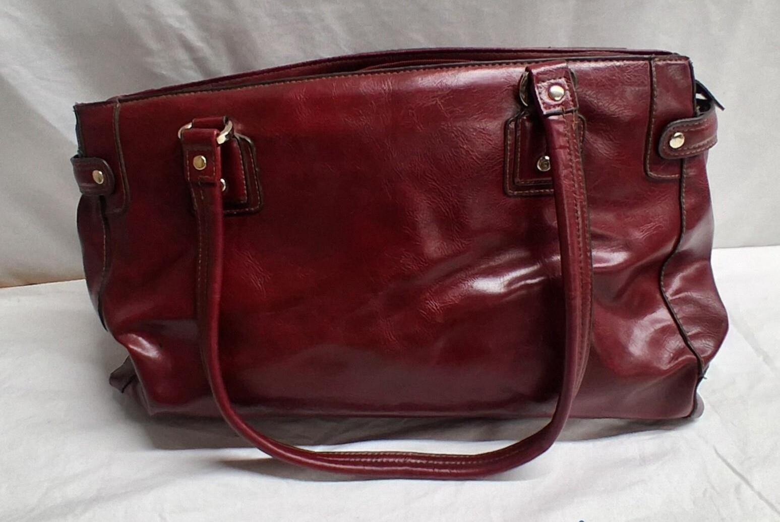 Liz Claiborne Burgundy Leather Shoulder Bag with Gold Hardware