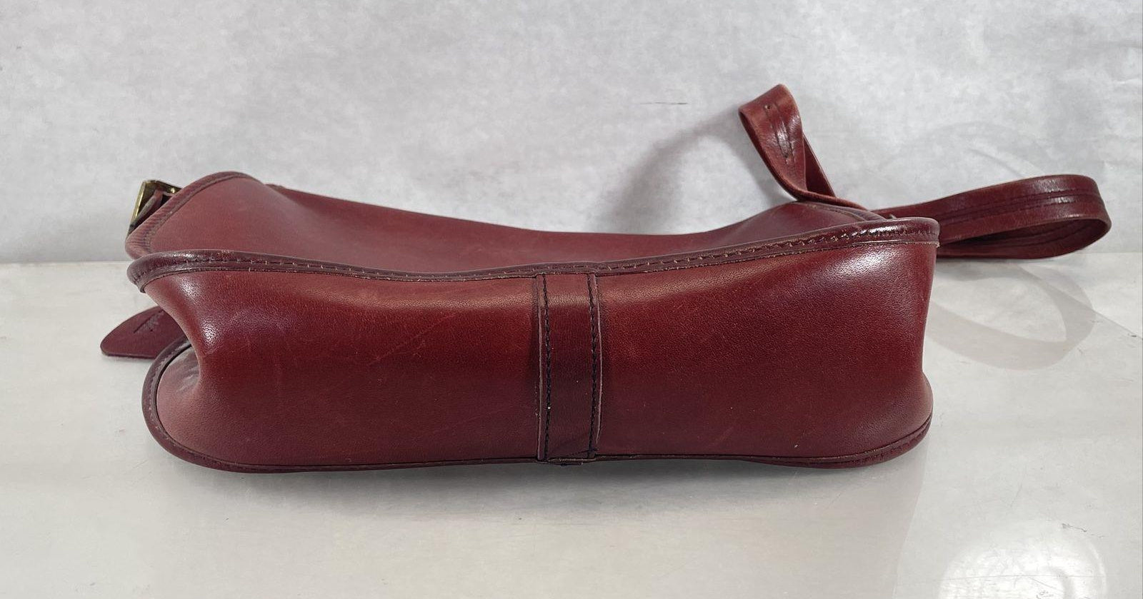 Vintage Borelli Maroon Leather Crossbody Shoulder Handbag Purse Pocketbook