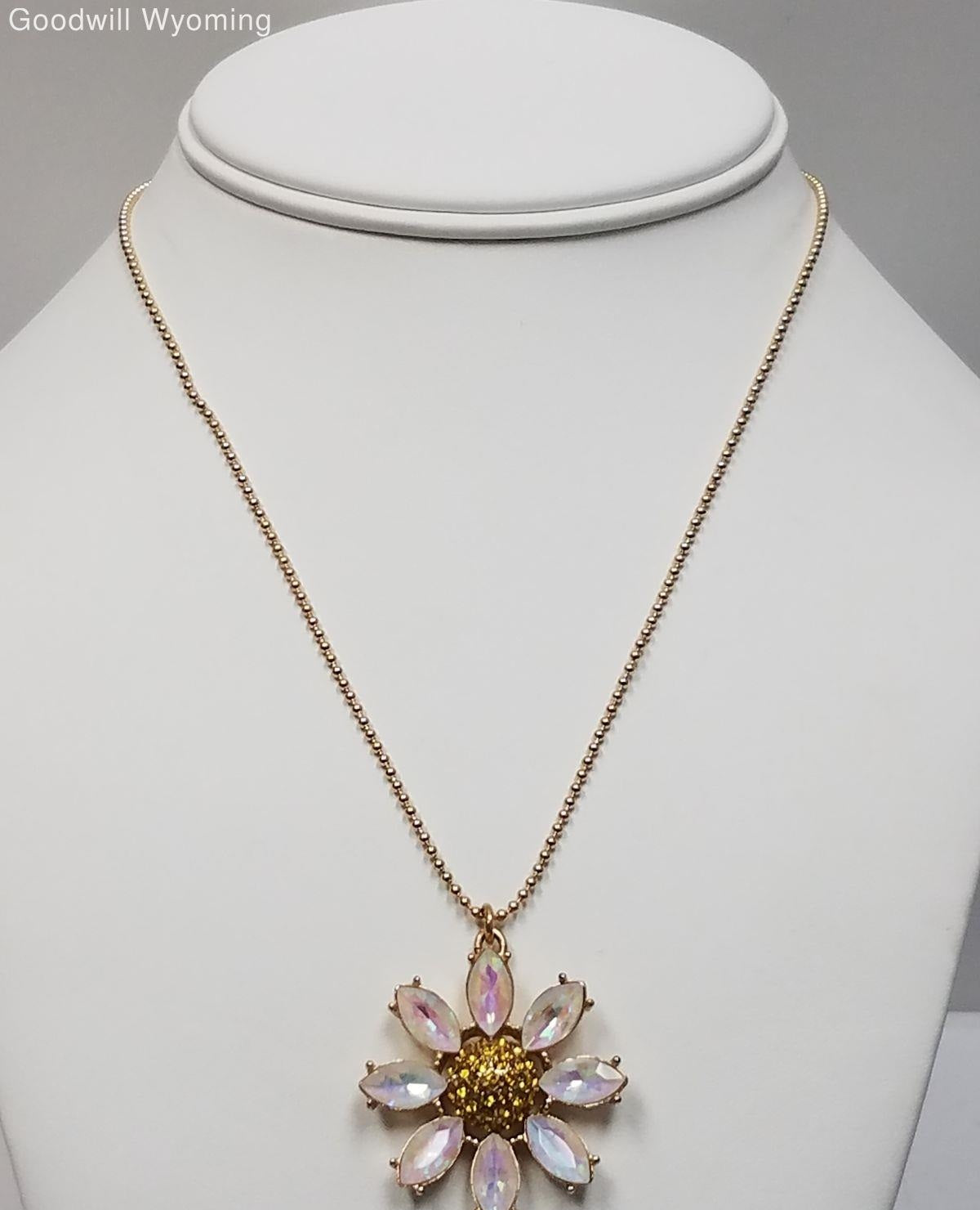 Betsey Johnson Gold Color Daisy Pendant Necklace
