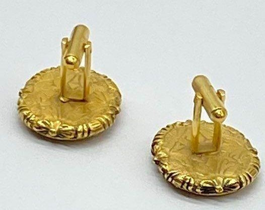 Vintage Gold Tone Pegasus Cameo Cuff Links | Blue Intaglio Mythology Revival Men's Accessories