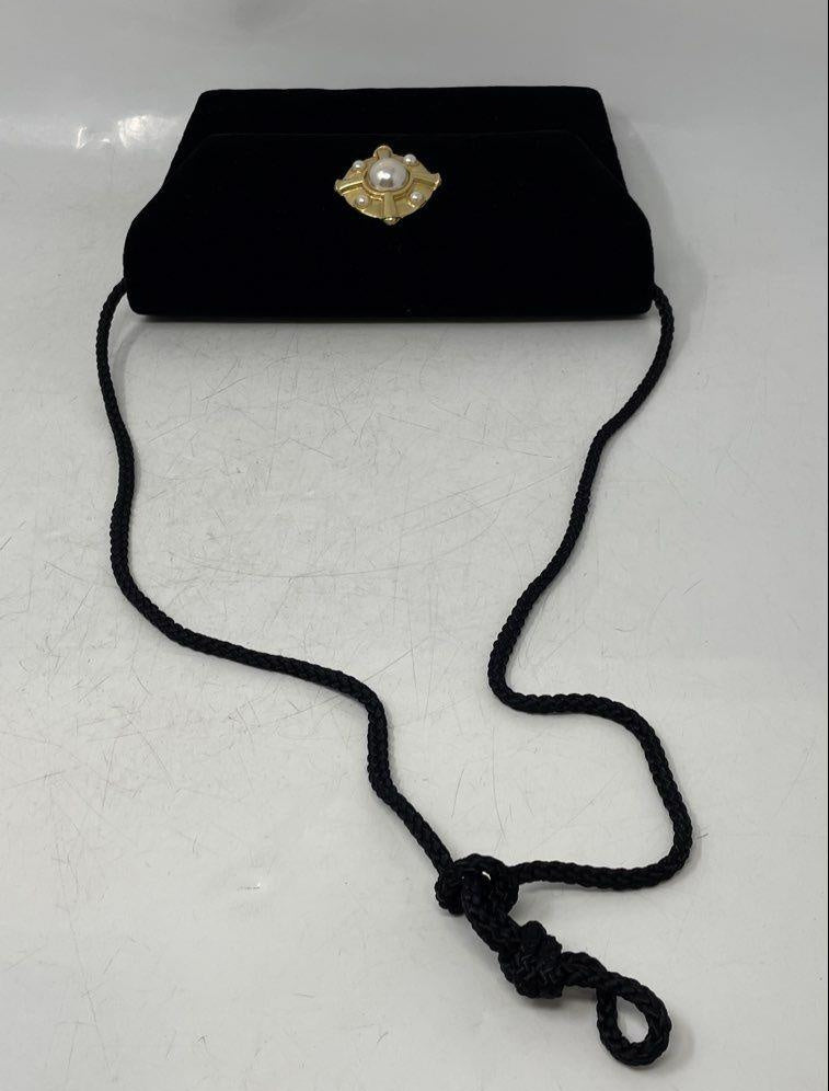 Vintage Carolyne Barton Black Velvet Evening Clutch with Jeweled Medallion | Convertible Crossbody Bag