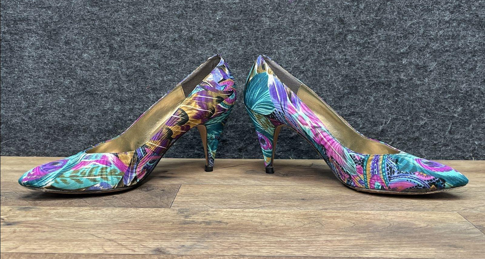 Vintage 90s J. Renee Couture Collection Peacock Print Pointed Toe Pumps Size 7.5