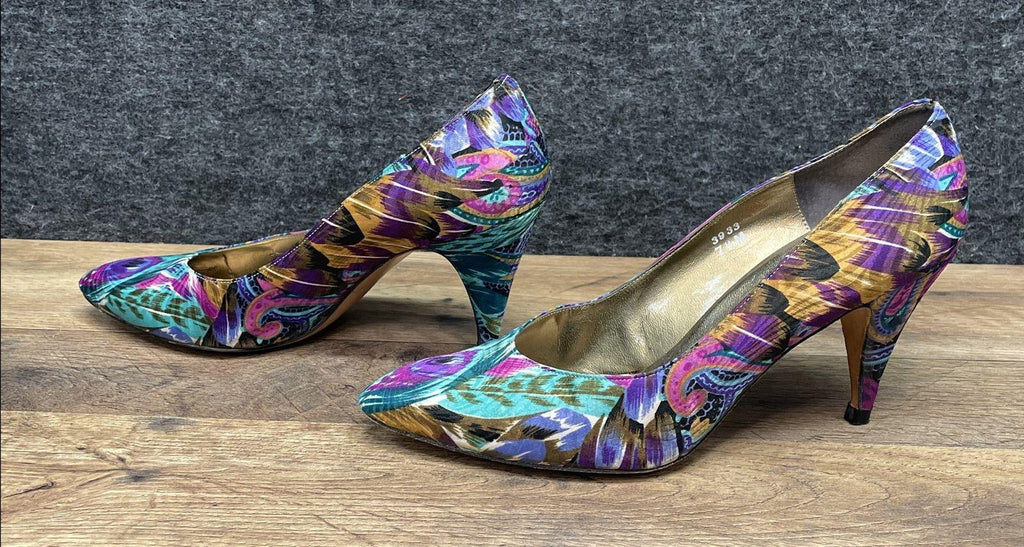 Vintage 90s J. Renee Couture Collection Peacock Print Pointed Toe Pumps Size 7.5