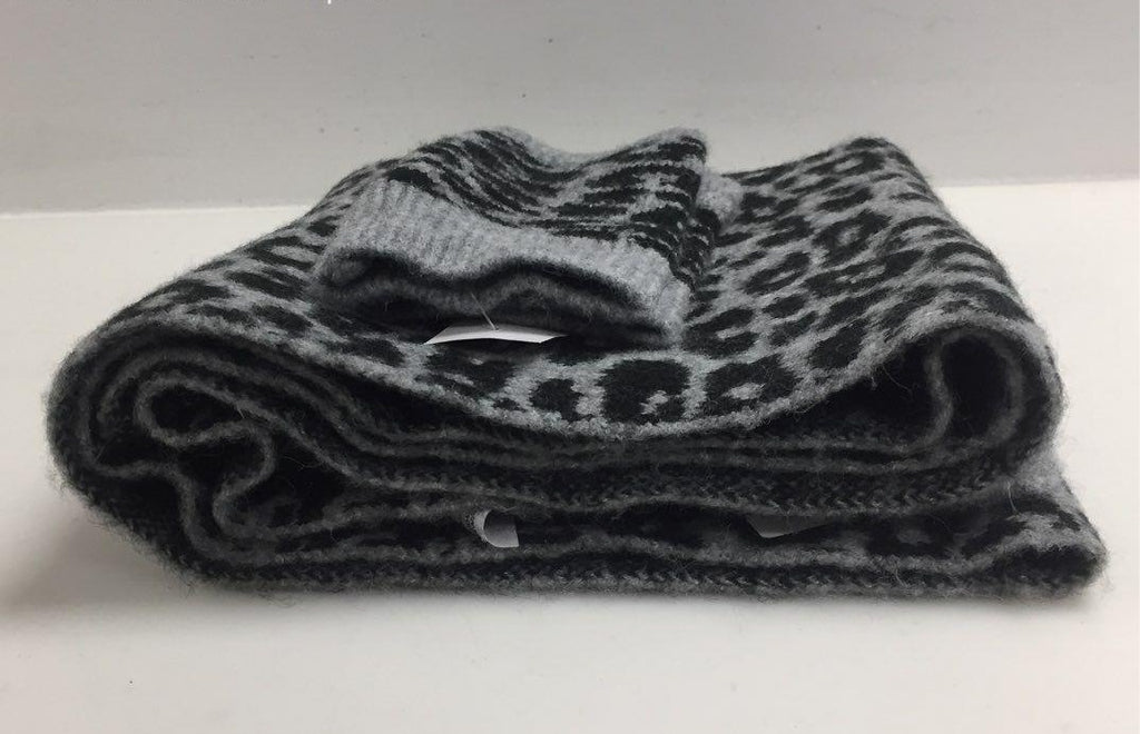 Loft Scarf & Fingerless Gloves Set