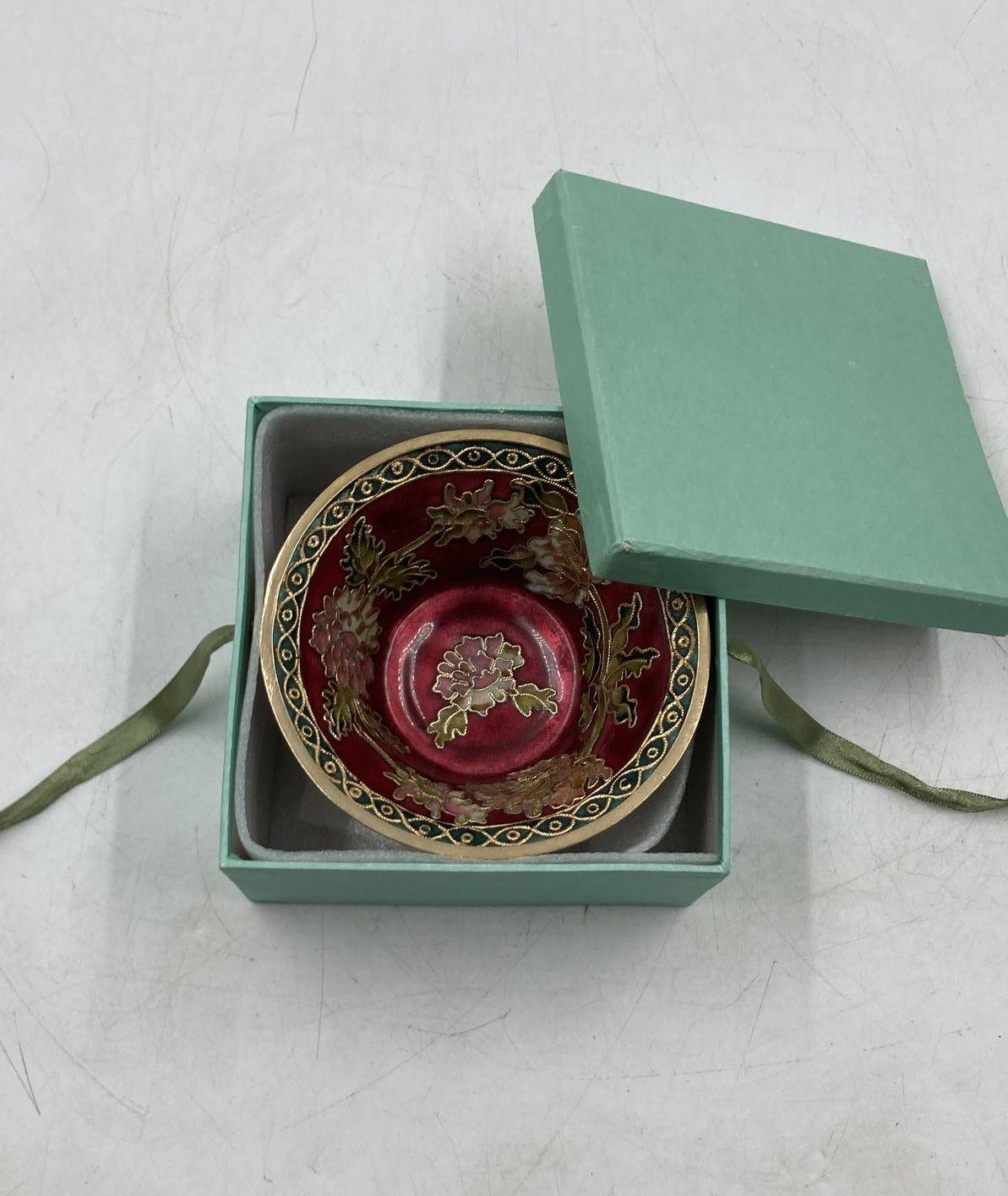 Antique Vintage Japanese Red Ornate Gold & Floral Design Bowl