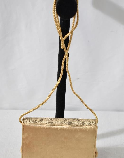 Antique 1920s Ornate Seed Beaded Formal Evening Handbag Purse Kiss Clasp