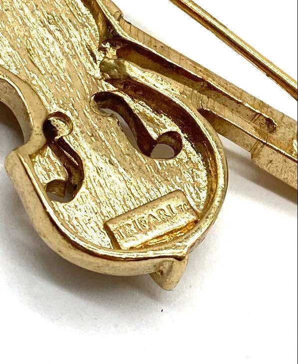 Trifari Vintage Gold Tone & Crystal Rhinestone Violin Brooch Pin For Repair