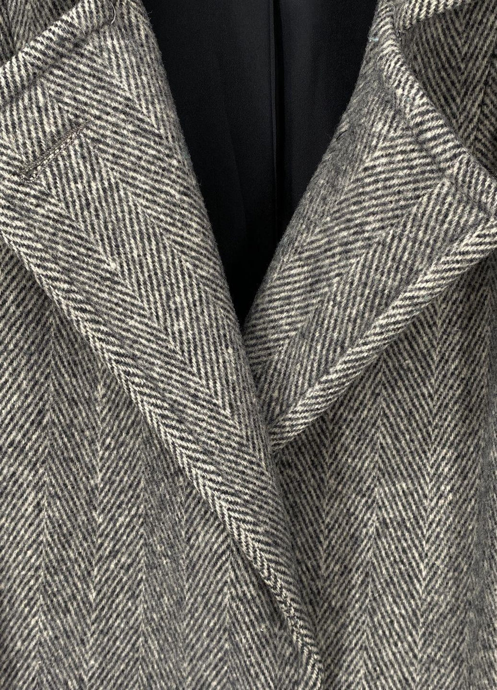 Noble Fashions Men's Black/Ivory Long Wool Blend Herringbone Winter Coat