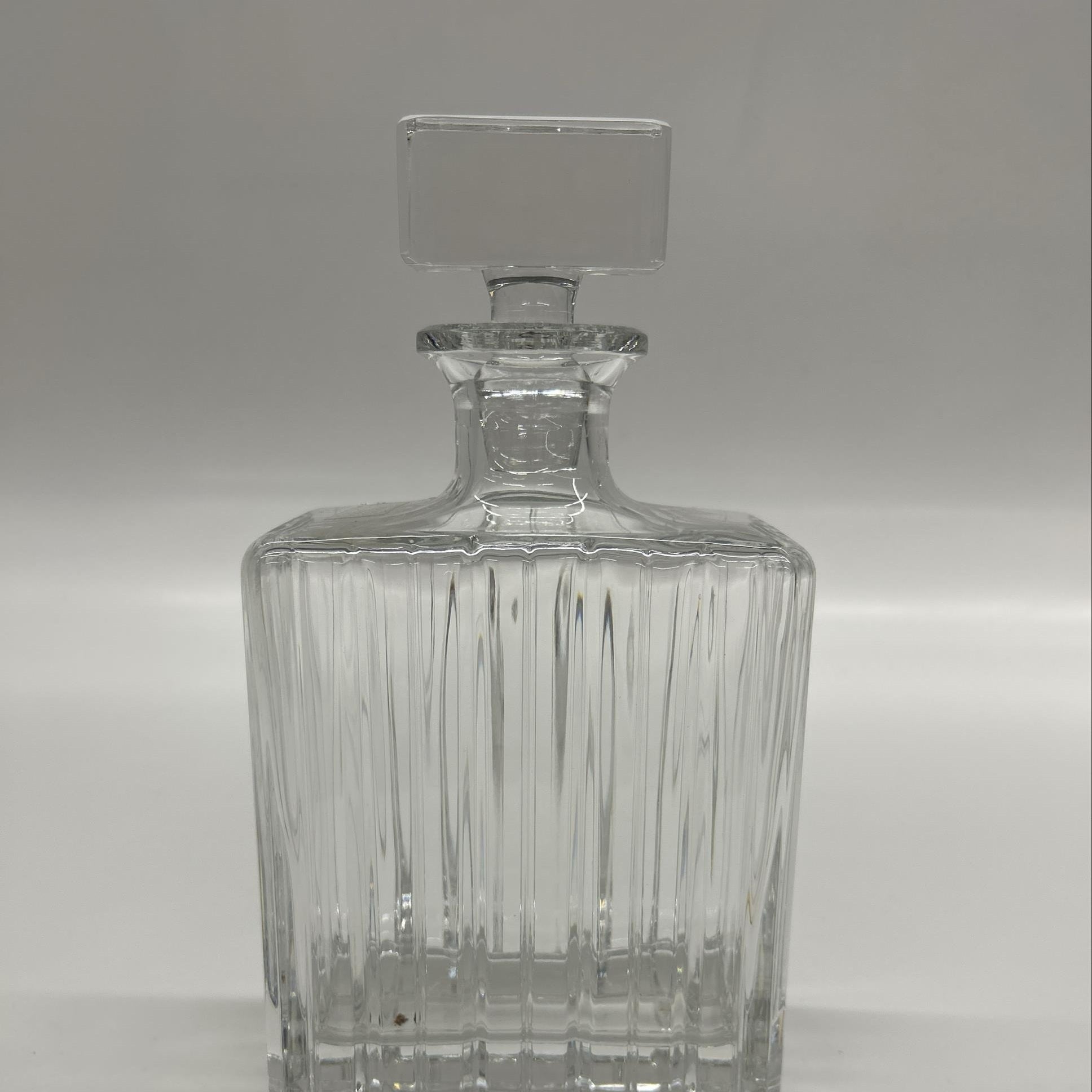 Royal Gallery 24% Lead Crystal Decanter with Stopper, Cut Glass Barware Decanter