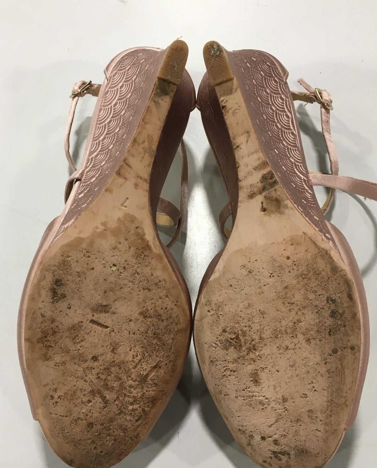 Badgley Mischka Pink Textile Ankle Strap Wedge Sandals Size 7