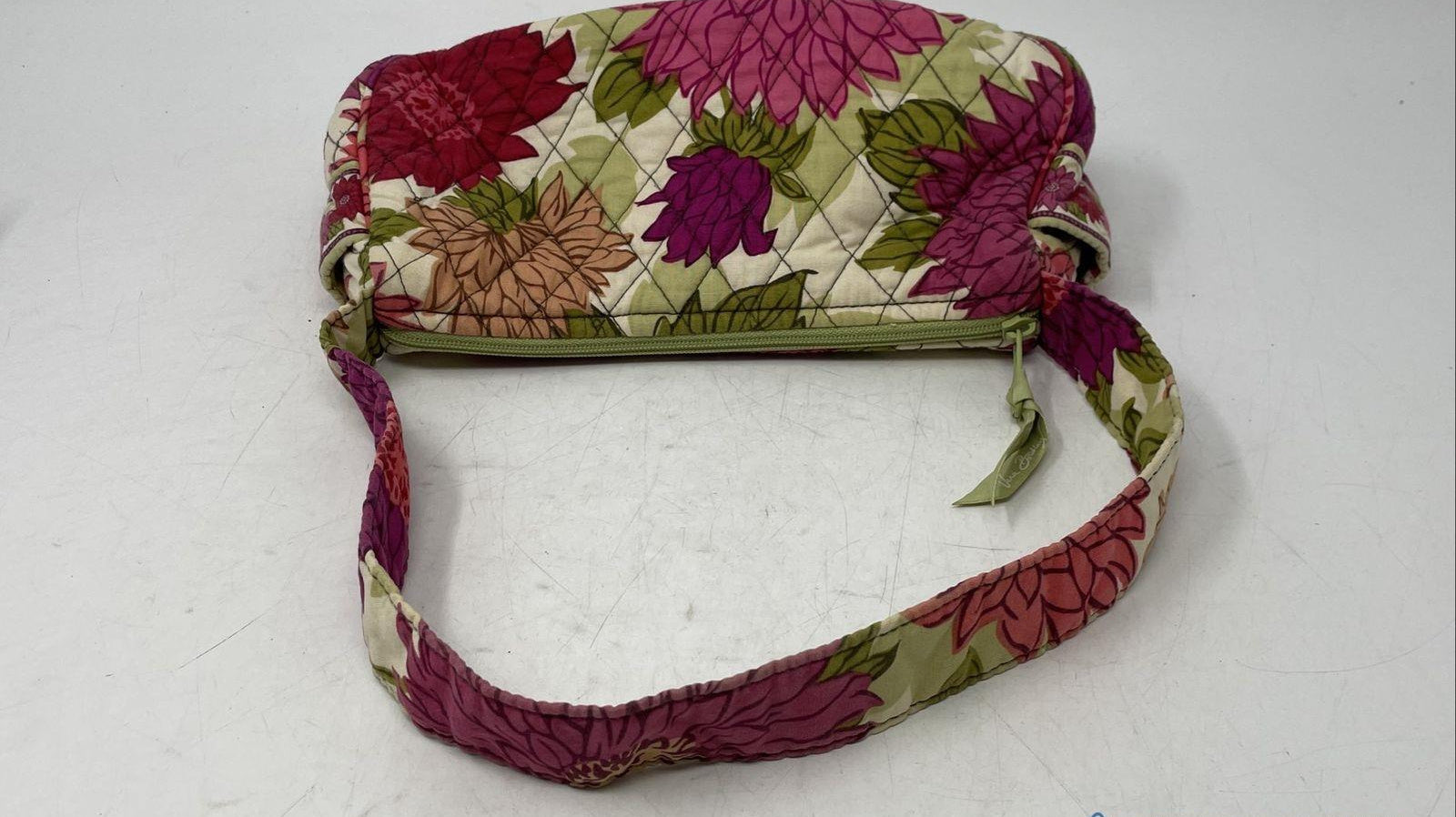 Vera Bradley Womens Multicolor Hello Dahlia Floral Print Quilted Shoulder Bag