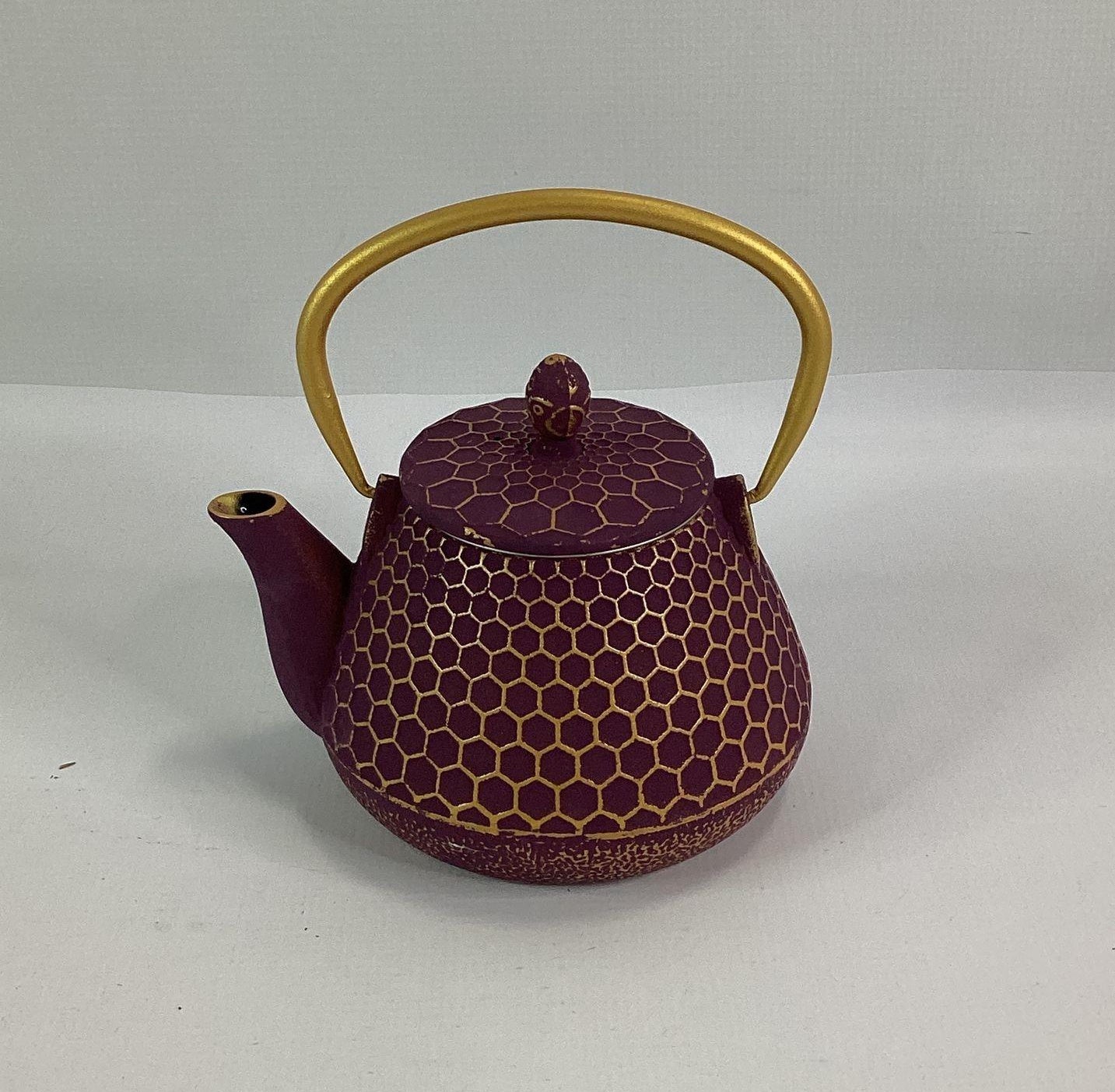 Gracious Home Kitchen Purple Gold Honeycomb Cast Iron Mini Teapot with Infuser