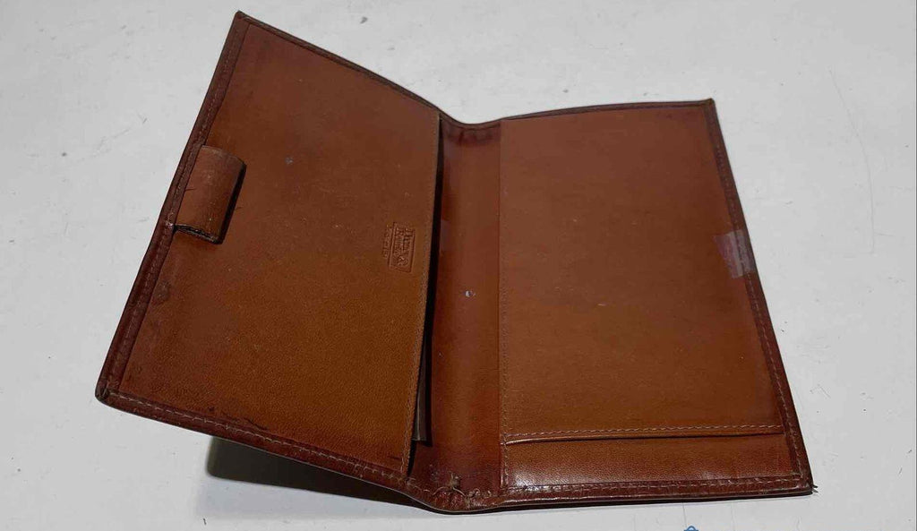 Dooney and Bourke Green Brown Leather Bifold Wallet Made in USA