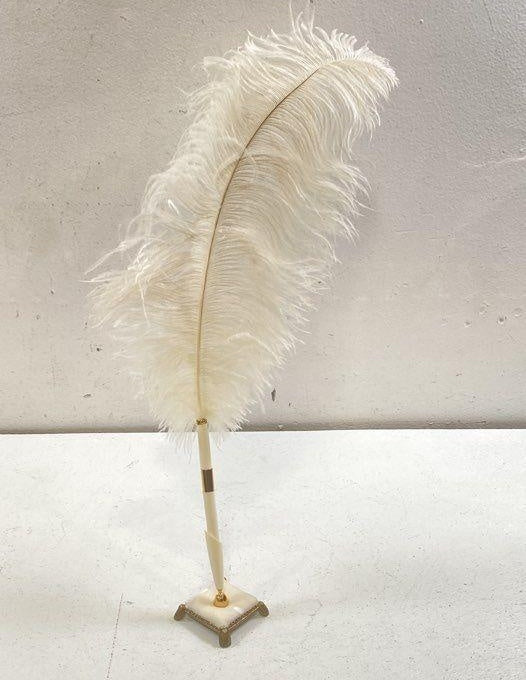 Vintage White Ostrich Style Feather Pen