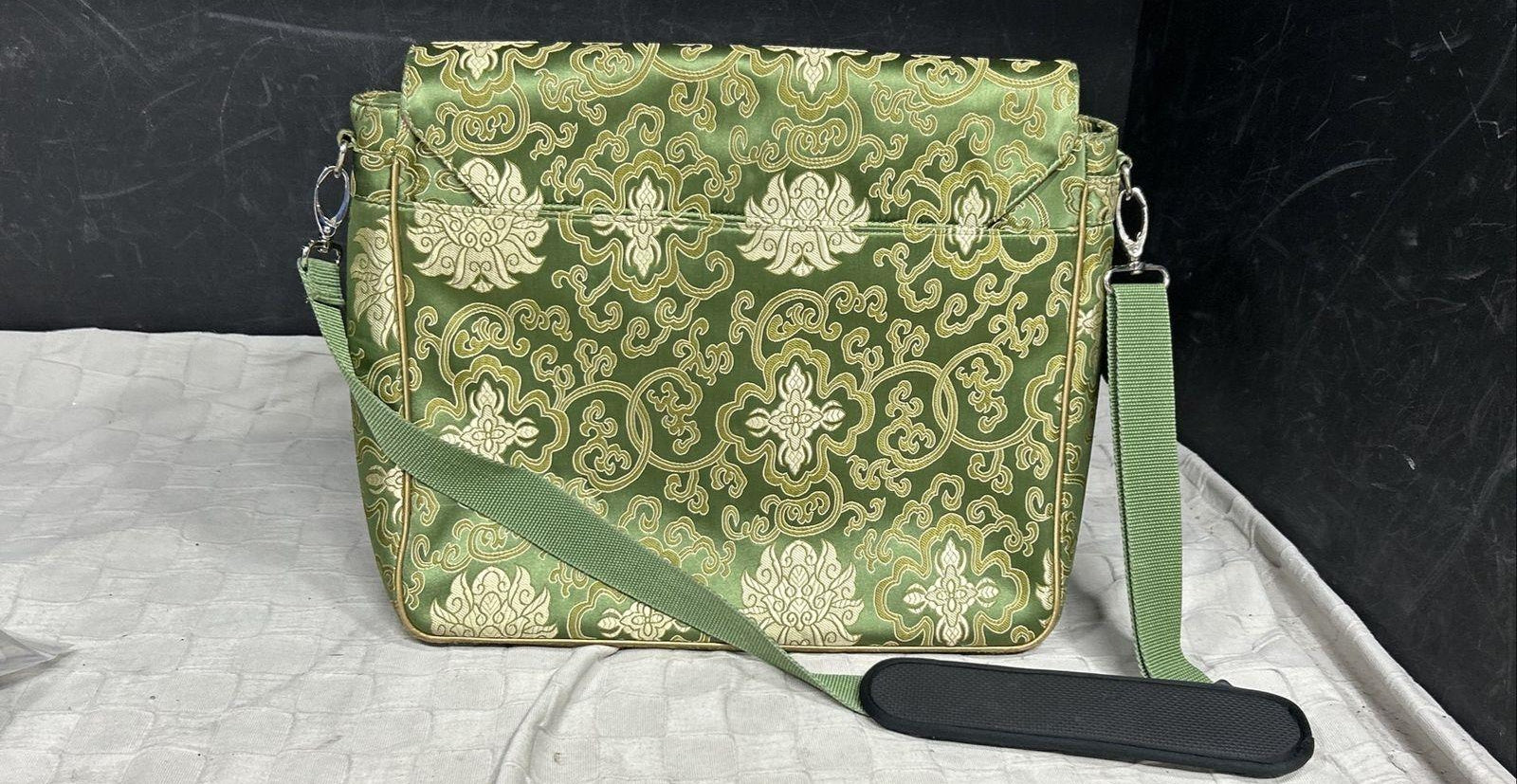 Abbi Greengold Laptop bag and Briefcase