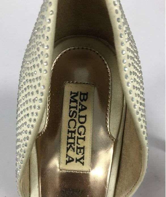 Badgley Mischka Women's Ivory Embellished High Heels Size 8.5