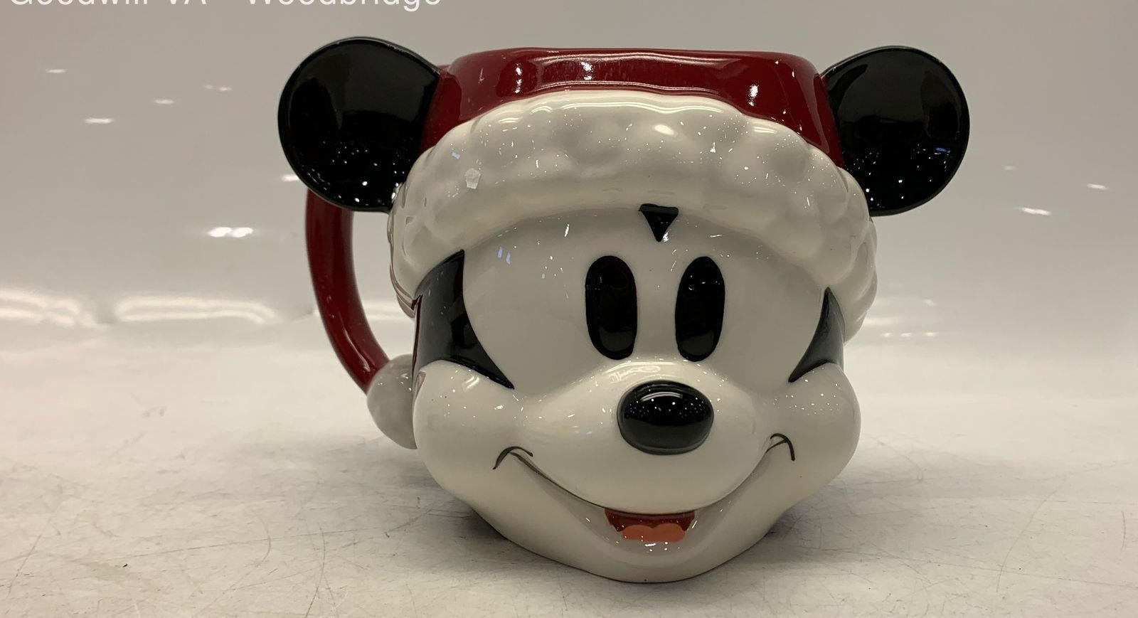 Set of 2 Williams Sonoma Disney Mickey and Minnie Mouse Figural Christmas Mugs