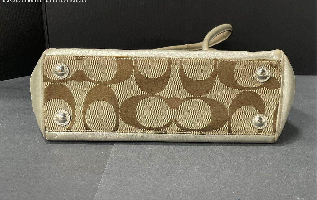 Vintage Coach Hamptons Madeline Signature Top Handle Bag