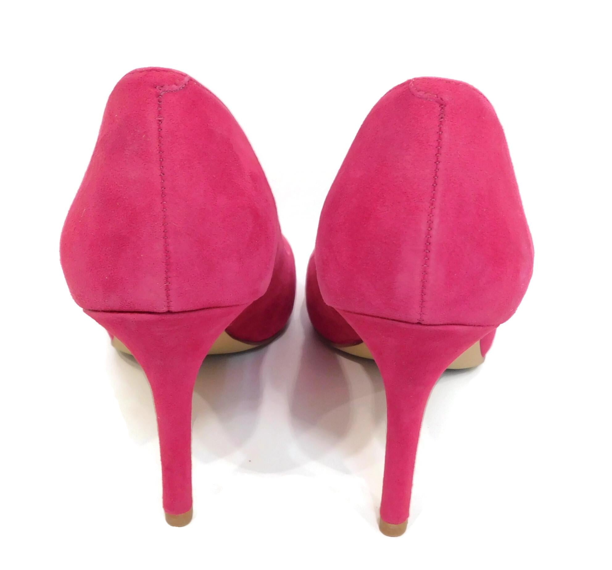 White House Black Market Pink Thrill Scalloped Pumps - Size 8