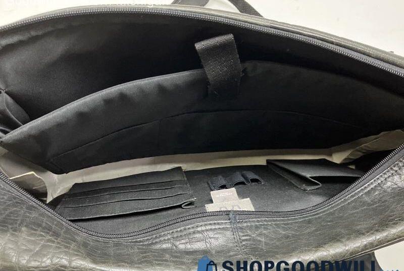 Wilsons Black Leather Messenger Bag