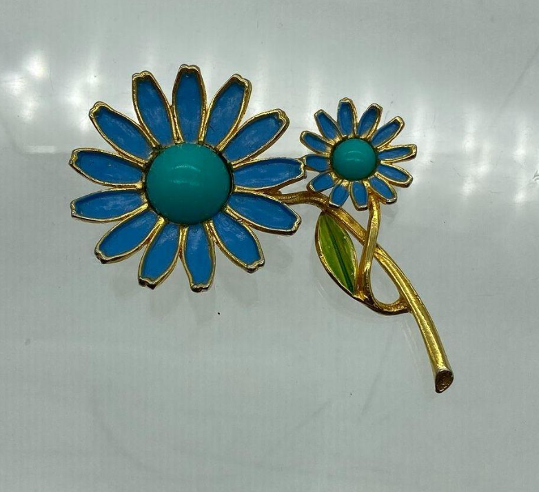 Vintage Weiss Blue Daisy Brooch Enamel Flower Pin Signed